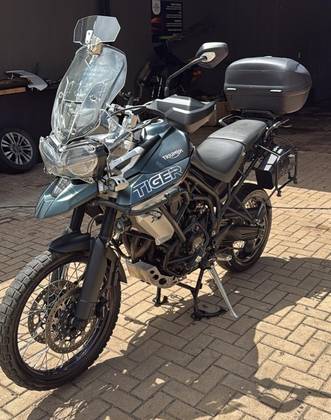 TRIUMPH TIGER 800 XCA 